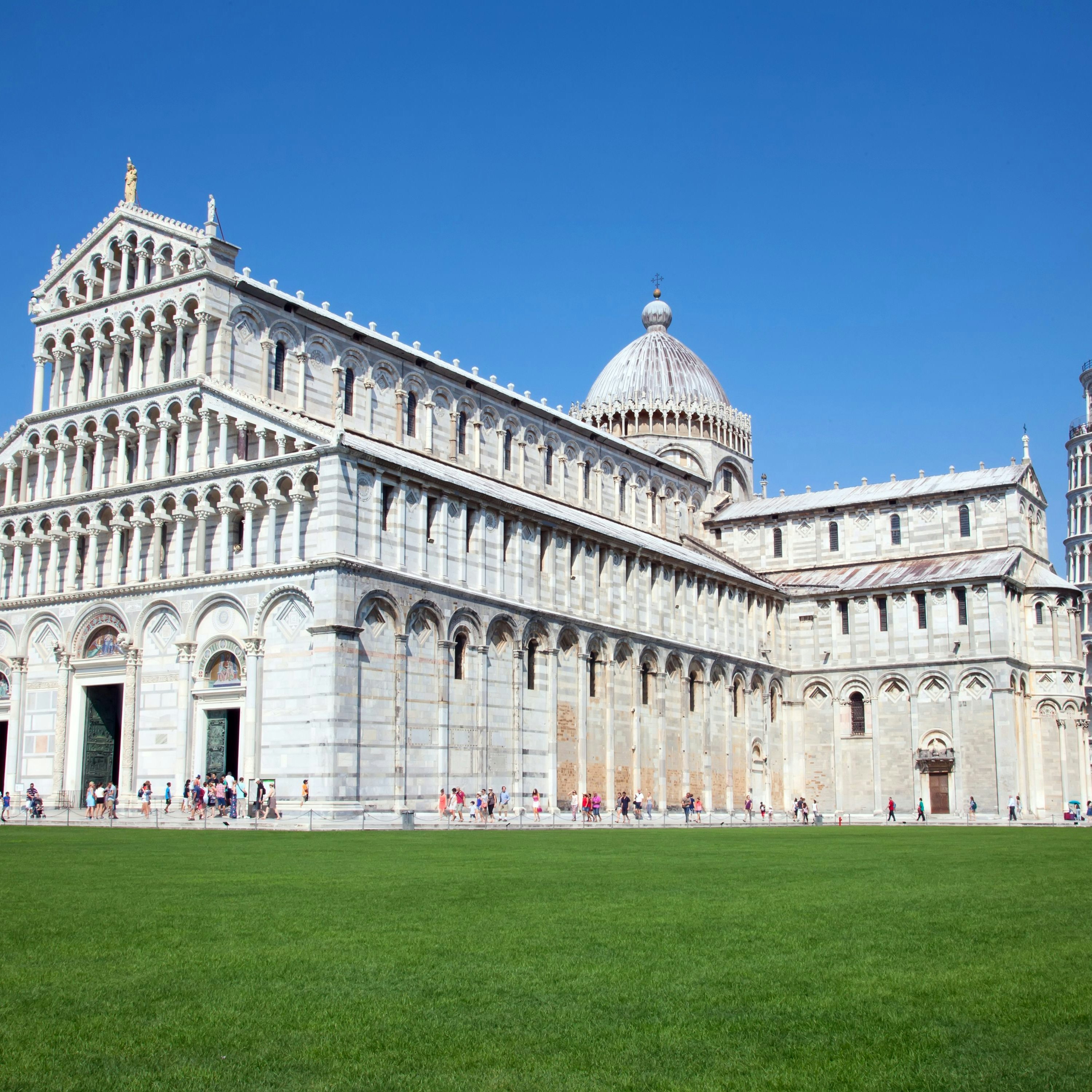Leaning tower of Pisa, Italy
Piazza del Duomo
; Shutterstock ID 456166966; your: Bridget Brown; gl: 65050; netsuite: Online Editorial; full: POI Image Update